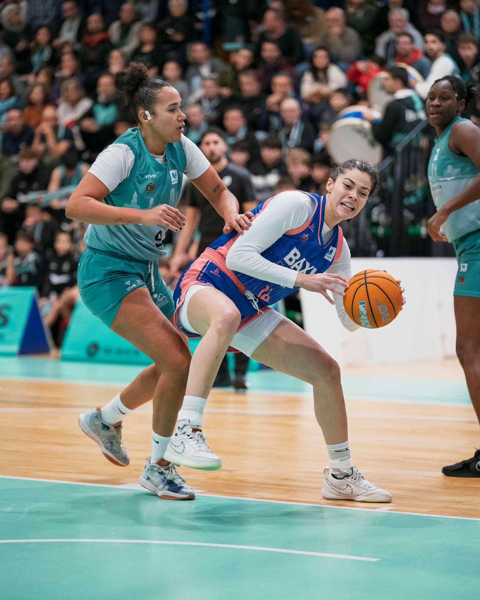 CAB Estepona-Baxi Ferrol: Partido redondo para hacer vibrar al Pineda