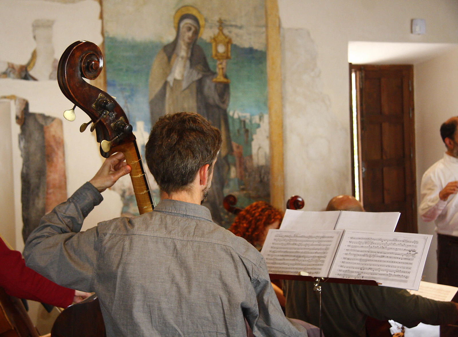 Ensayos de la Orquesta Barroca en el Espacio Santa Clara.