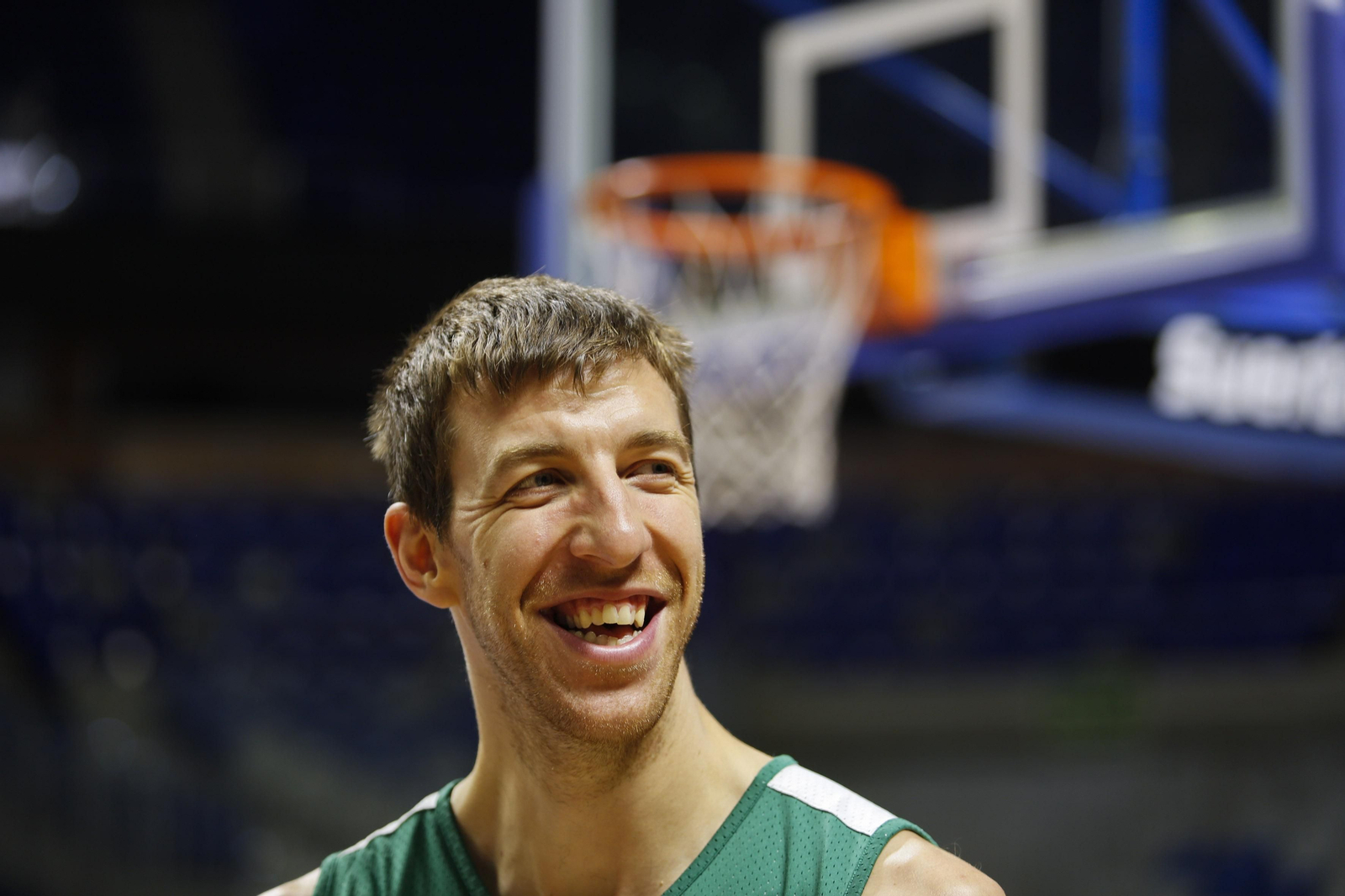 La carrera de Fran Vázquez, en fotos
