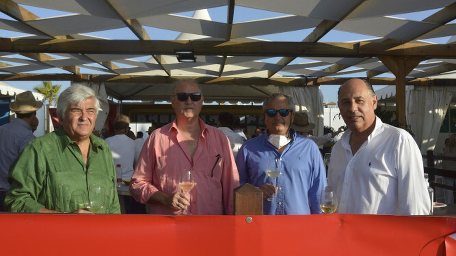 Manolo Barbadillo, Enrique Pérez-Barbadillo, Miguel Ángel Otaolaurruchi, Víctor Vélez.