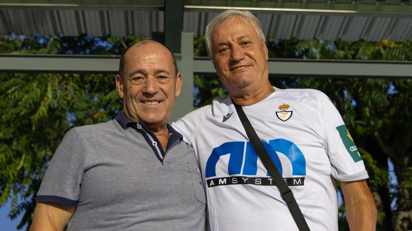 Las aficiones de Martos CD y Real Jaén en el Trofeo Miguel Pérez Luque, en imágenes