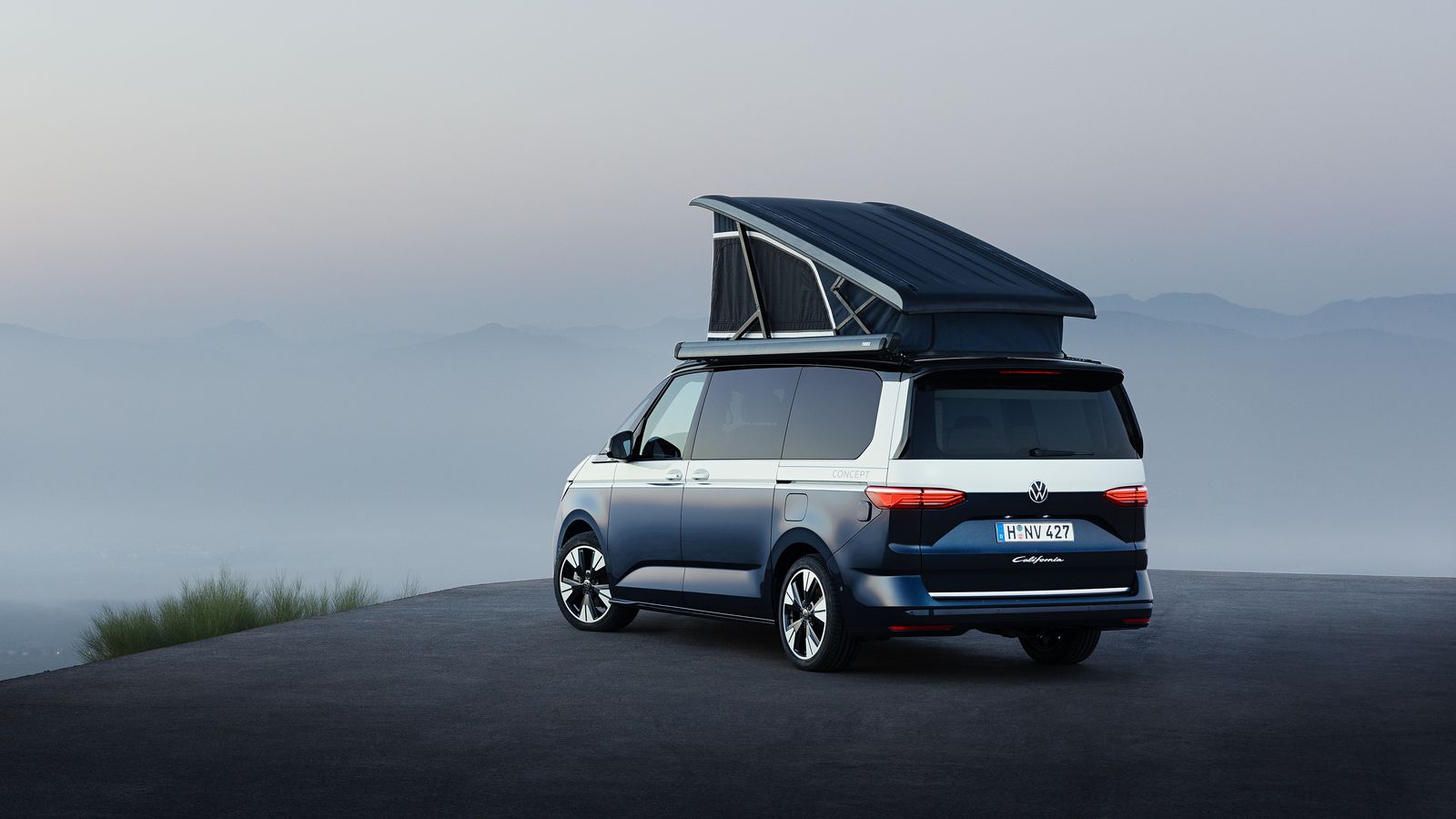 Westfalia ya dotó a las primeras generaciones de un techo elevable que Volkswagen mantiene en las últimas y, cada vez, con mayor sofisticación.