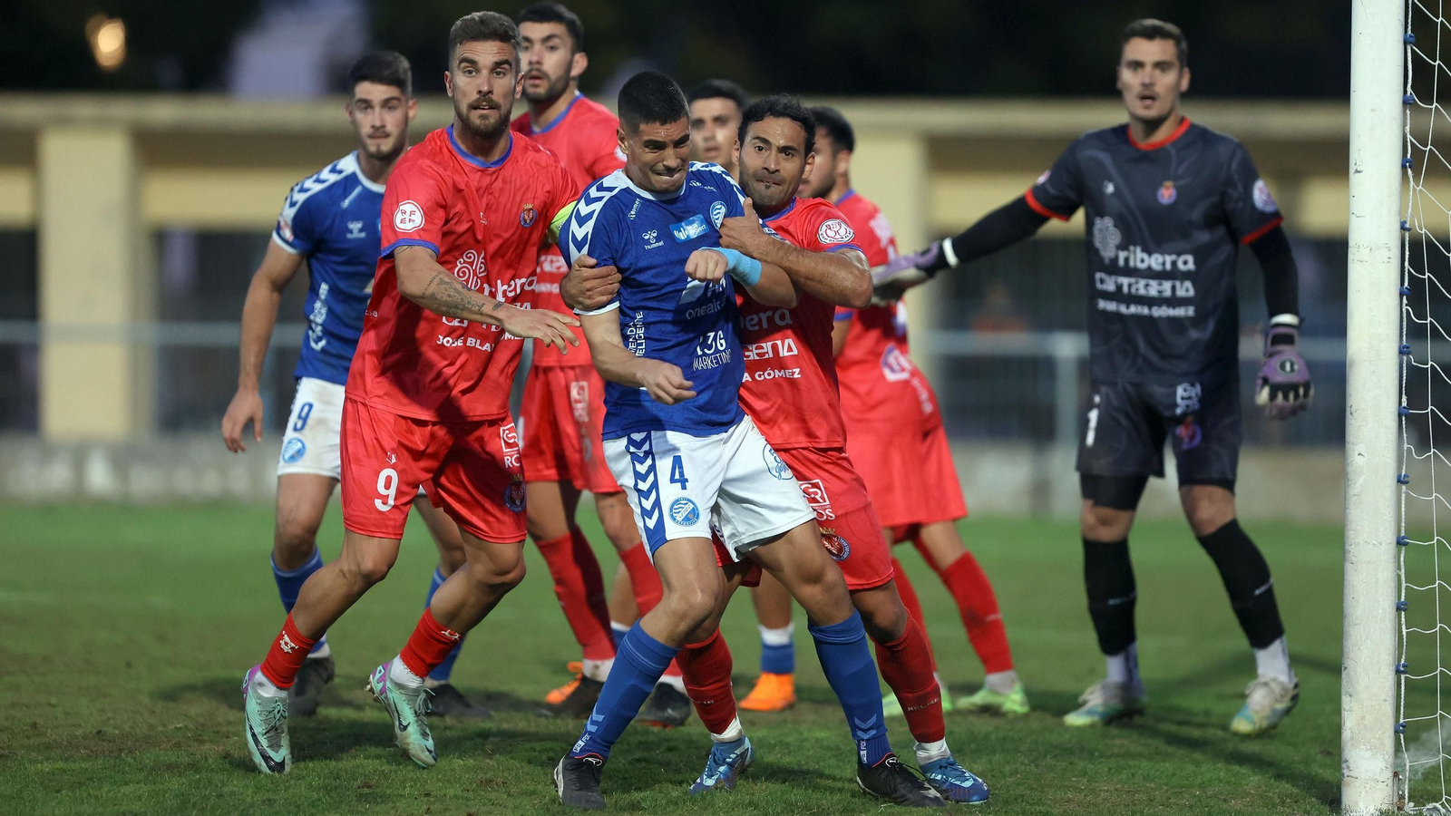Imágenes del Xerez DFC contra la Deportiva Minerva en el Pedro Garrido de Jerez