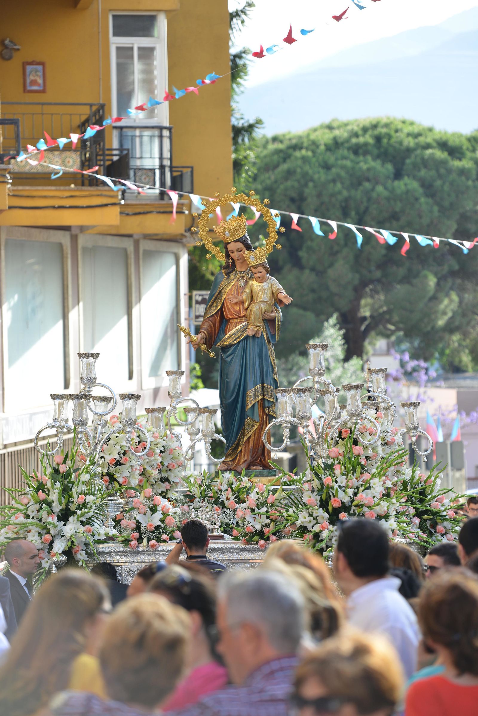 Nuestra Madre María Coronada