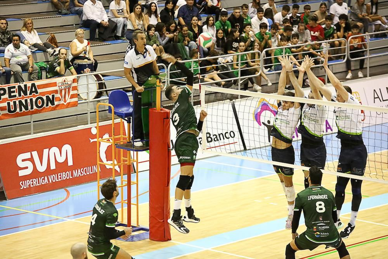 Imagen de un partido de esta temporada en el Moisés Ruiz.