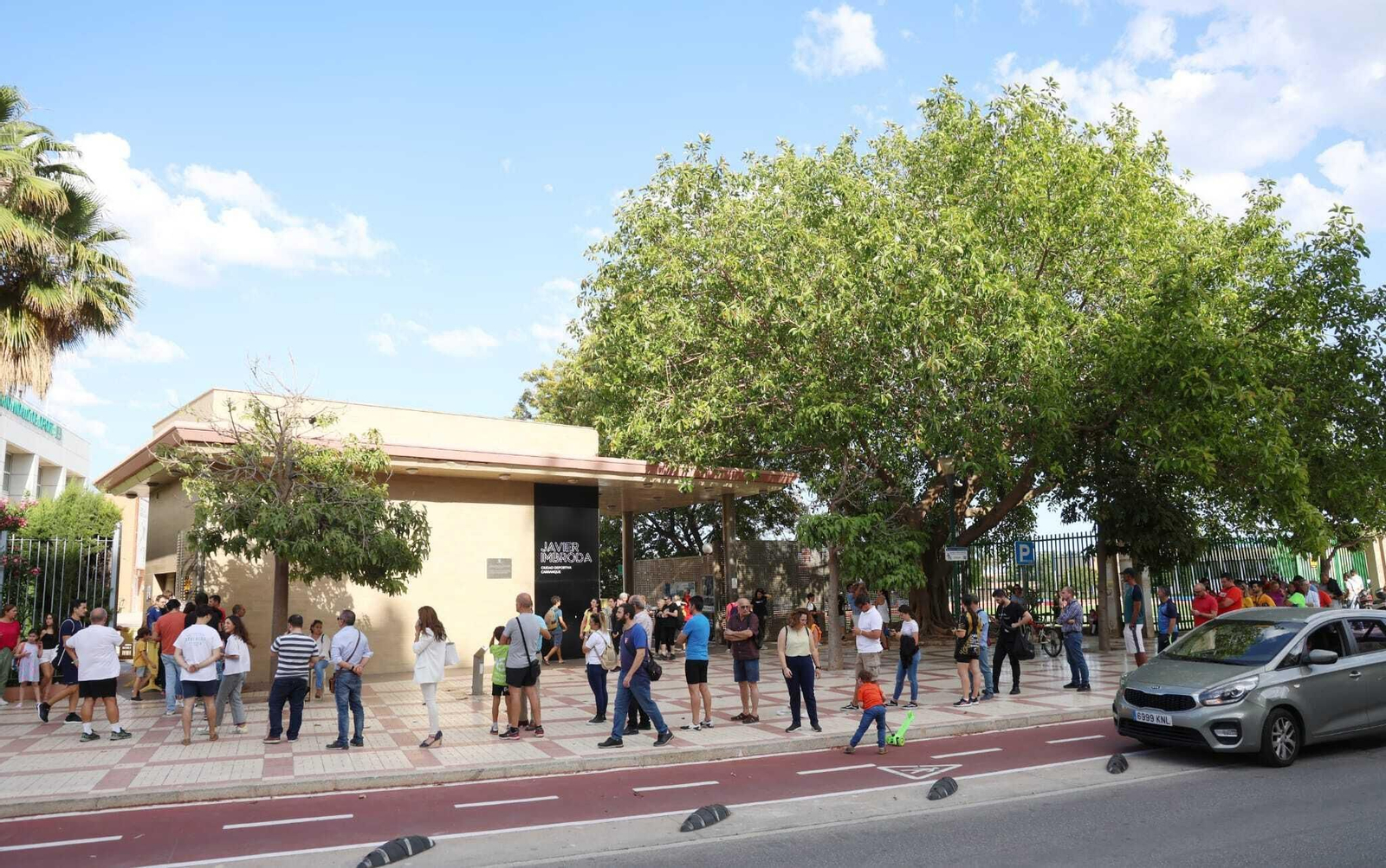 Costa del Sol - Elche: colas para las entradas de la final de Liga