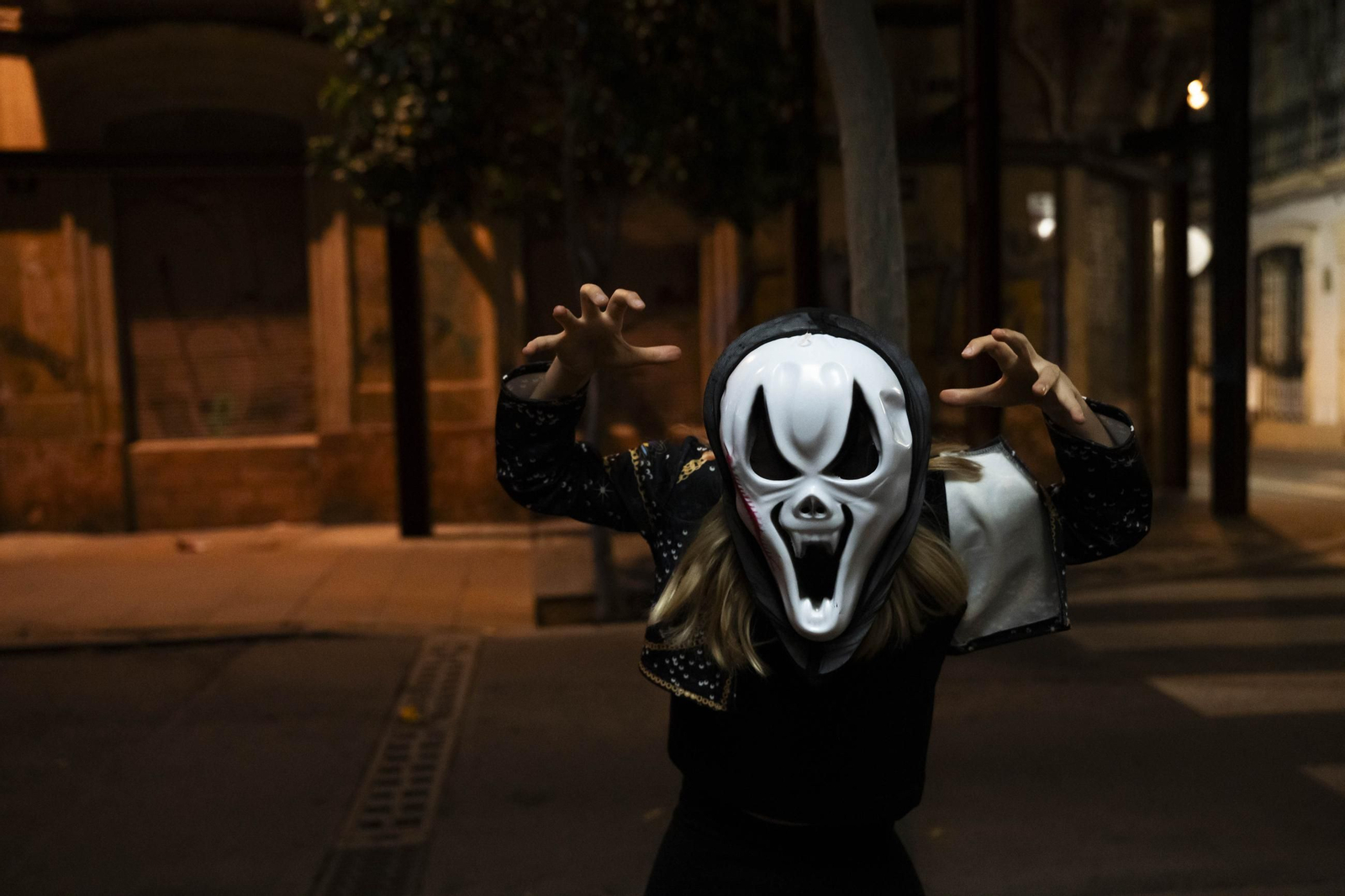 Las mejores imágenes de la noche en negro de Almería