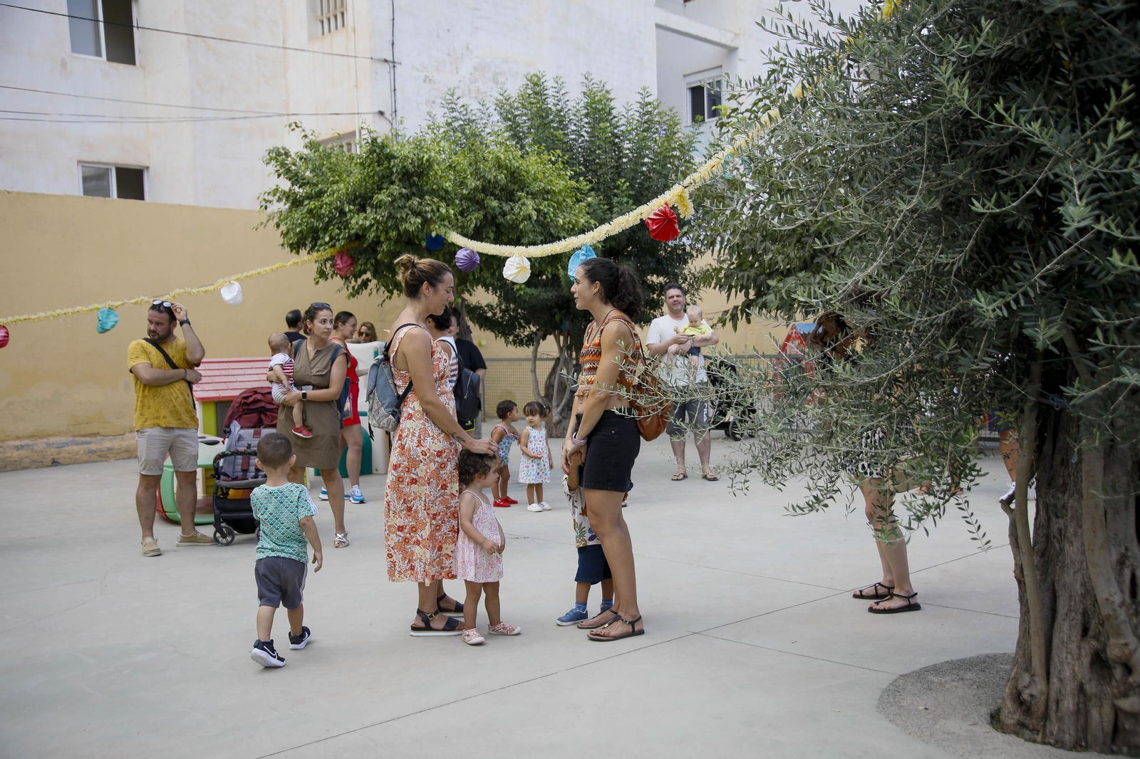 Las imágenes del regreso a las aulas de los más pequeños de Almería