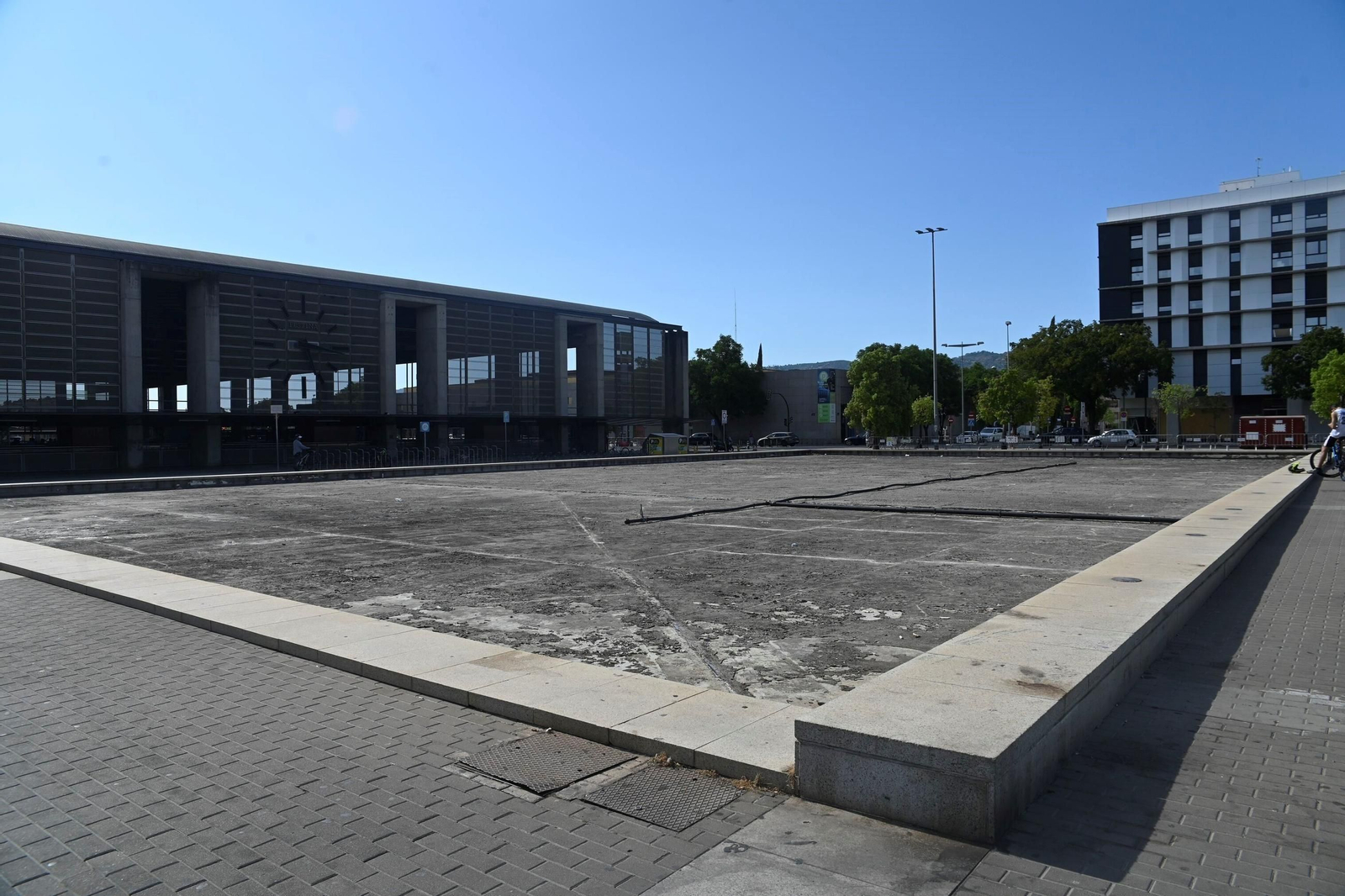 Aspecto que presenta la Glorieta de las Tres Culturas.