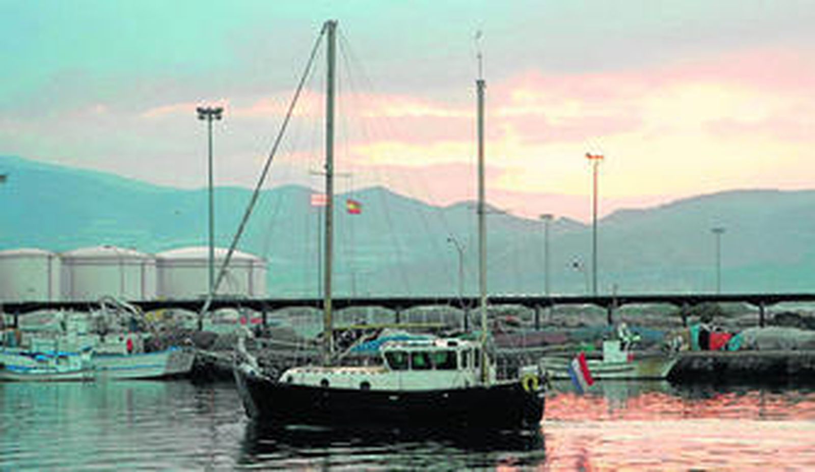 En el foro se expusieron las mejoras que está desarrollando el Puerto.