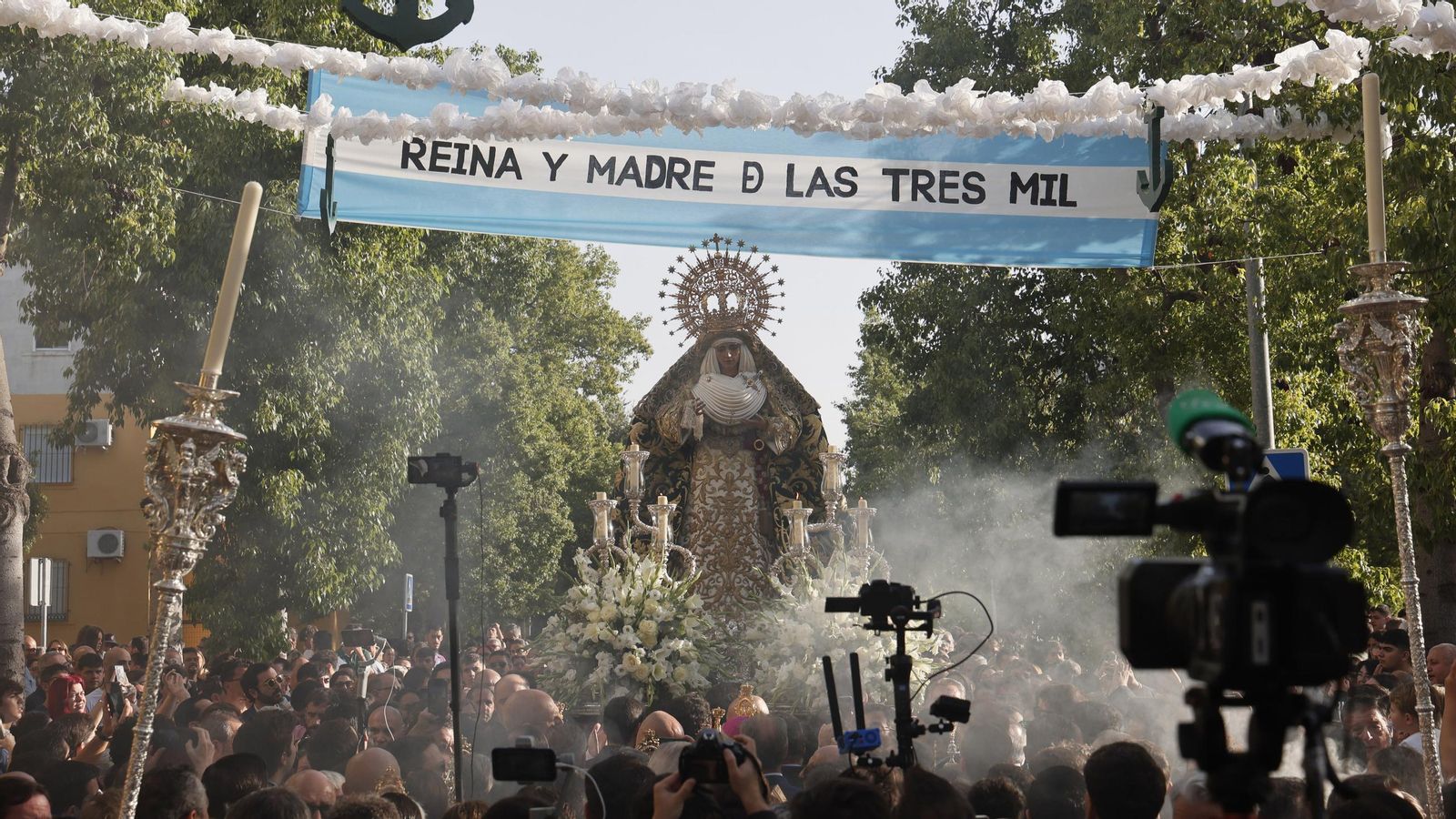 Las Tres Mil se empapa de Esperanza