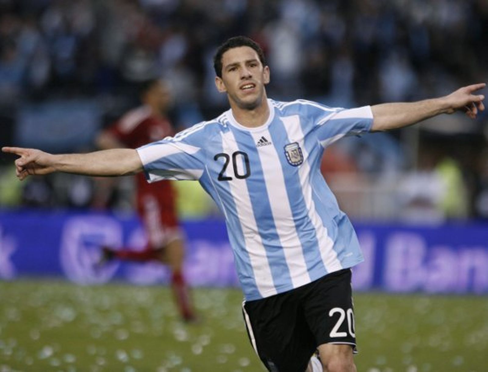 Maradona reserva a Messi por precaución