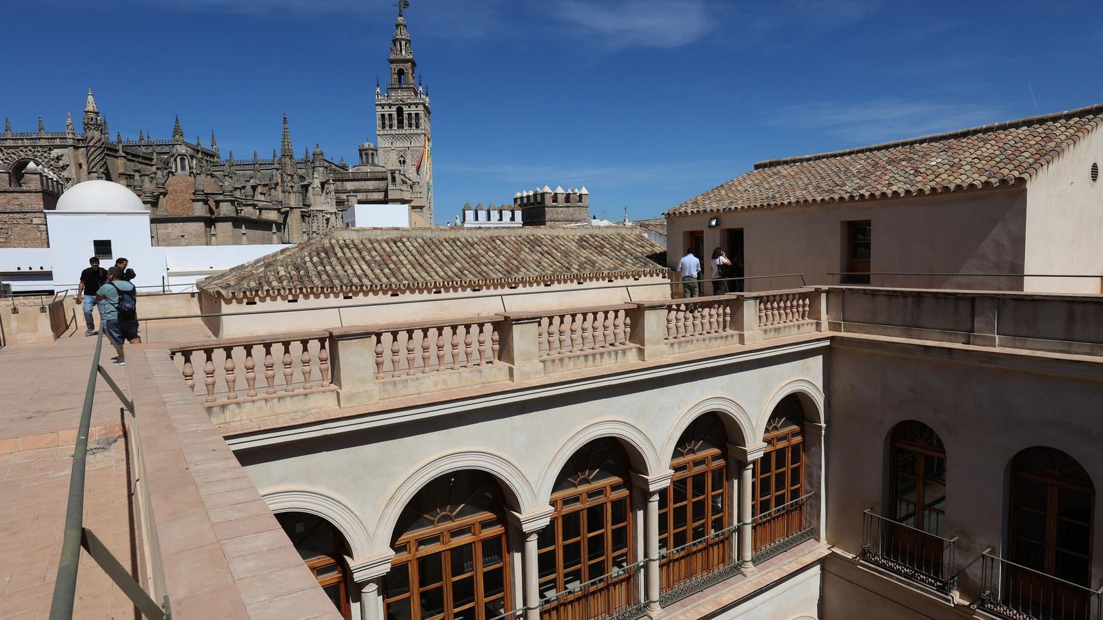 Traspaso de las casas 7-8 del Alcázar al ayuntamiento