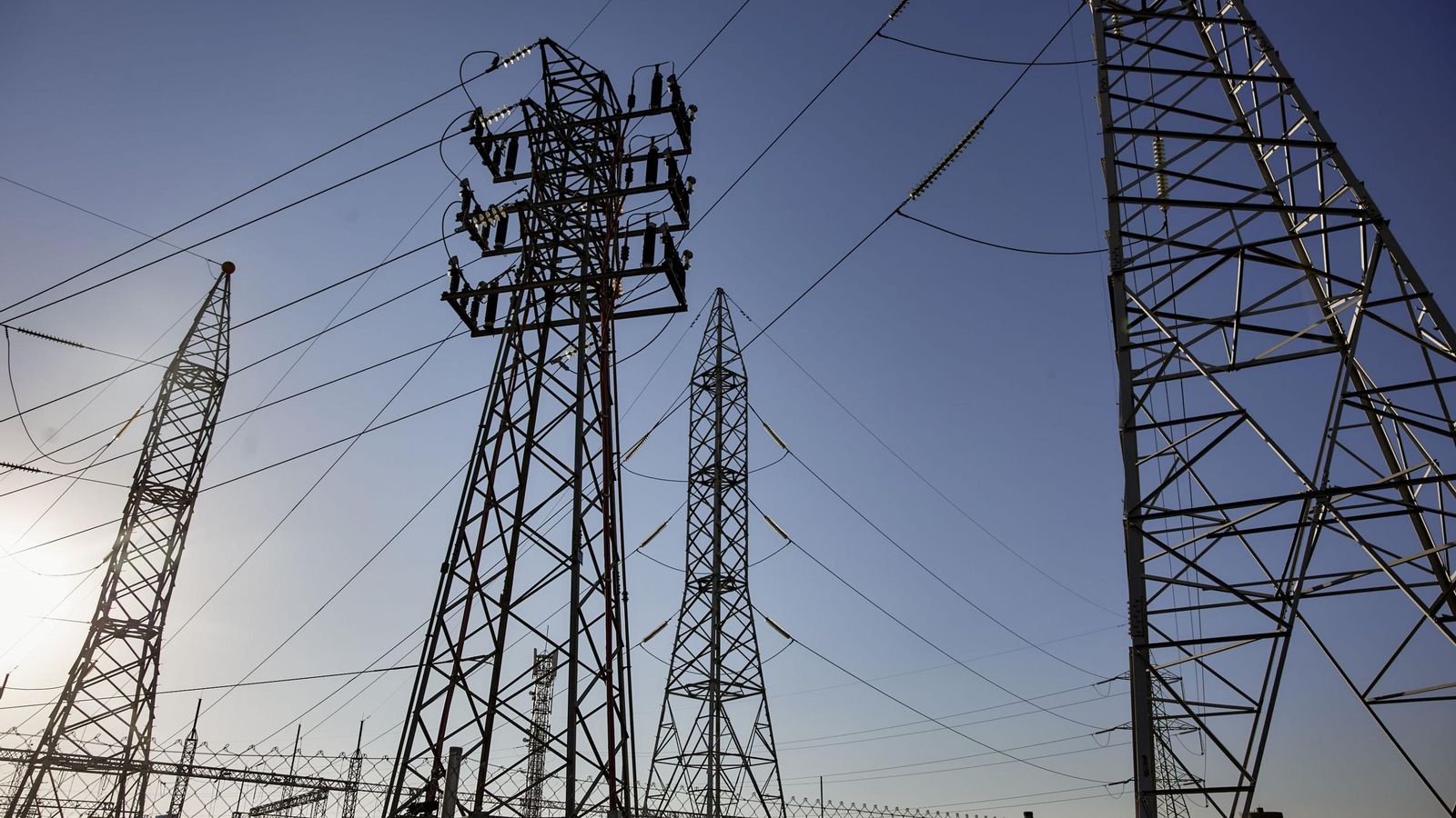 Torres de Alta Tensión