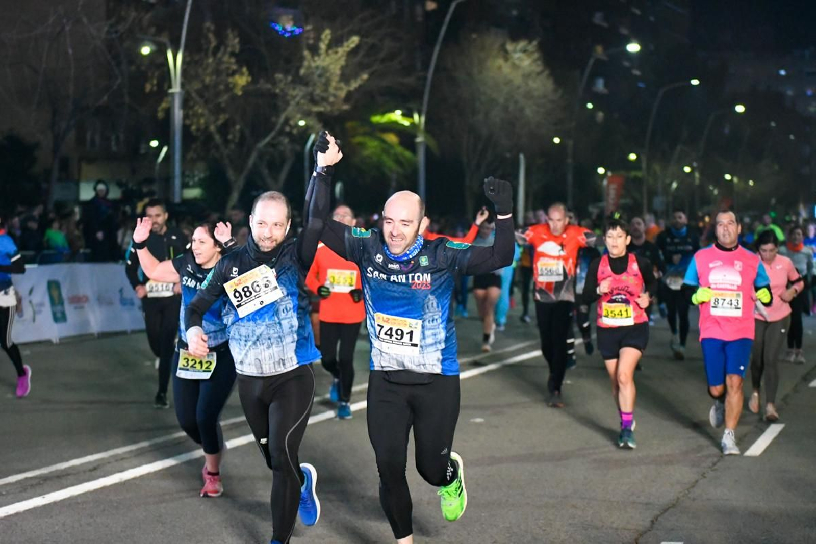 En imágenes: búscate en tu llegada a meta de la Carrera de San Antón 2025 (9)