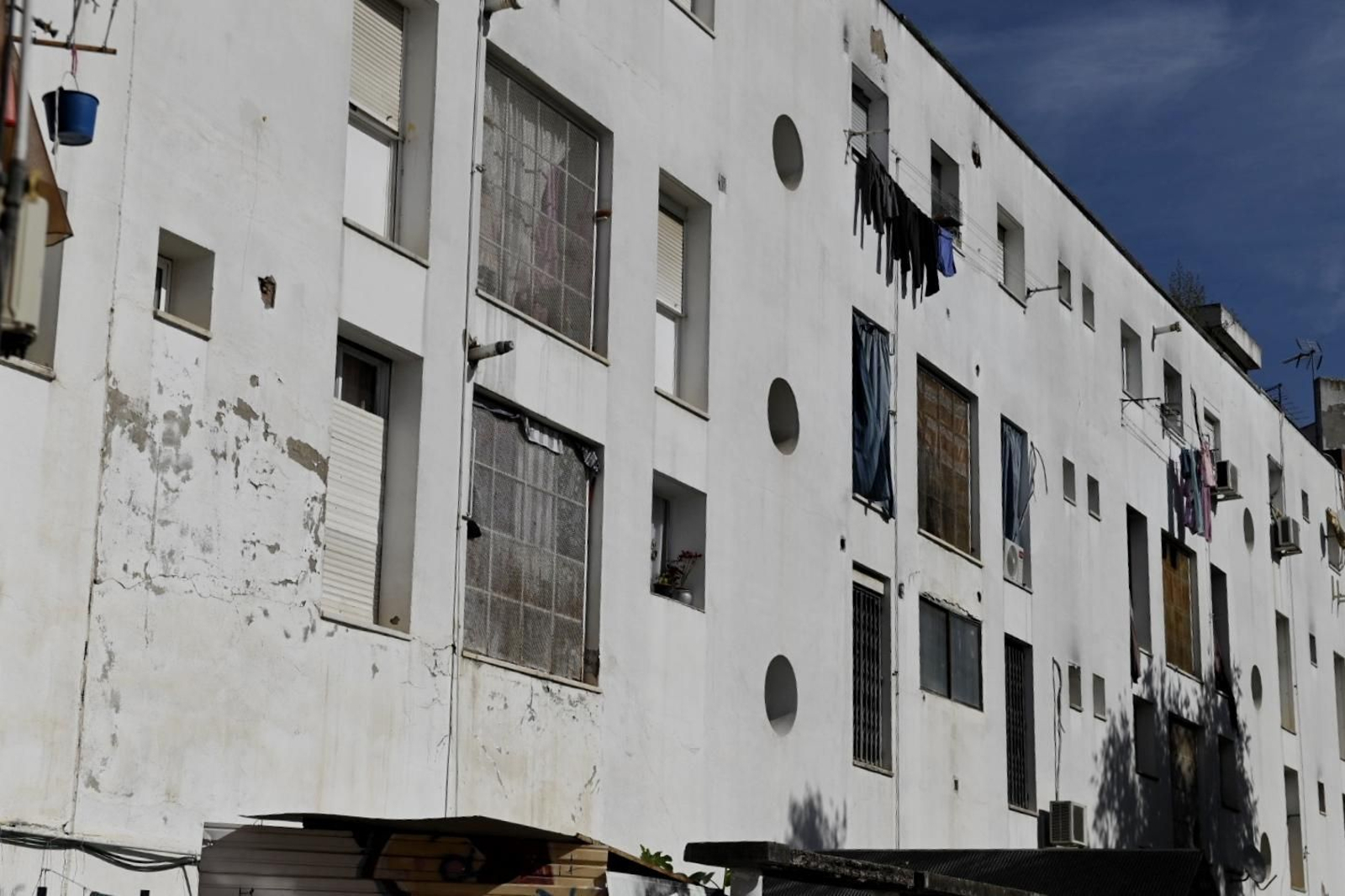 El deterioro del barrio del Guadalquivir de Córdoba, en imágenes