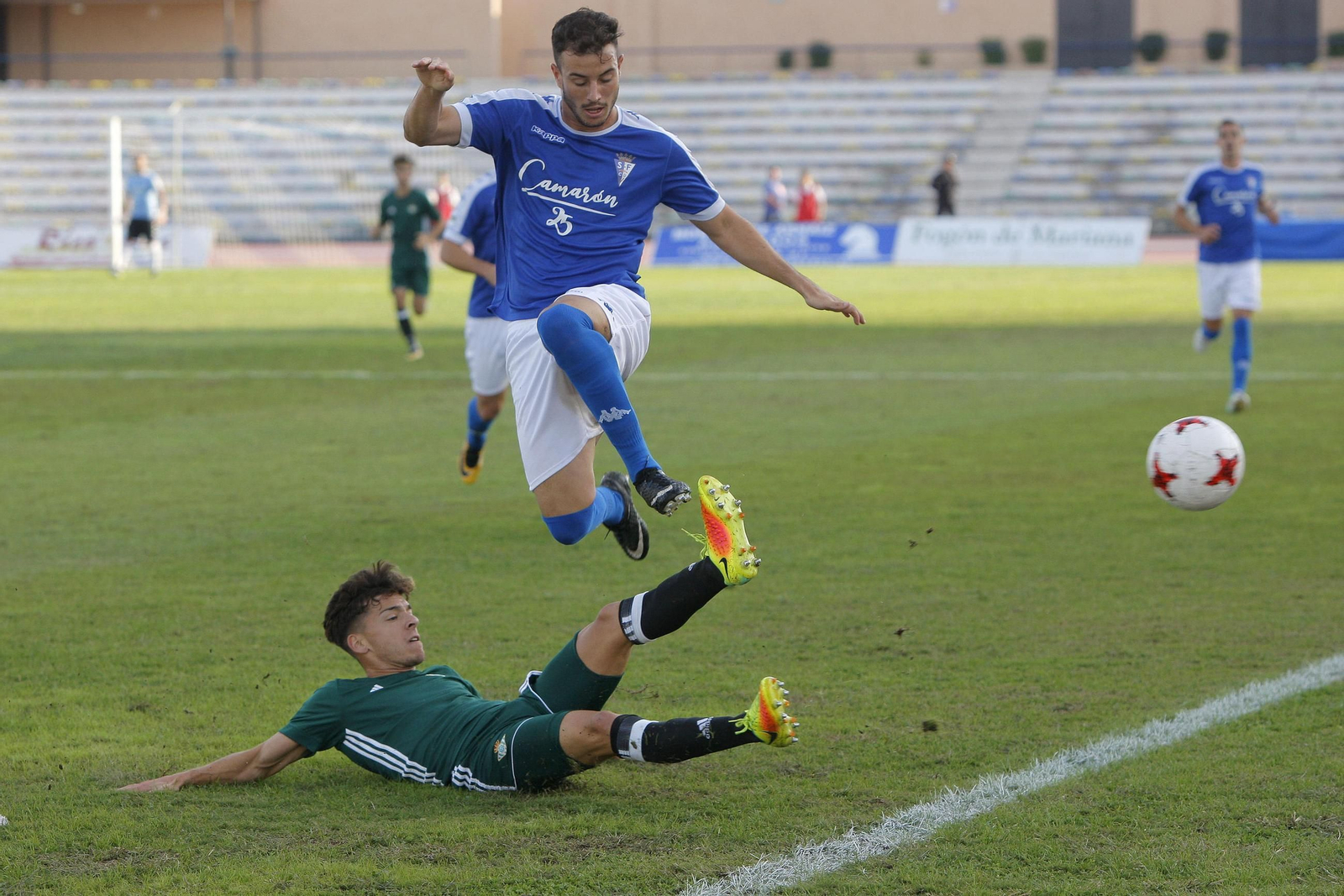 Jacobo, en un partido con el San Fernando ante el Betis Deportivo. Jacobo, en un partido con el San Fernando ante el Betis Deportivo.
