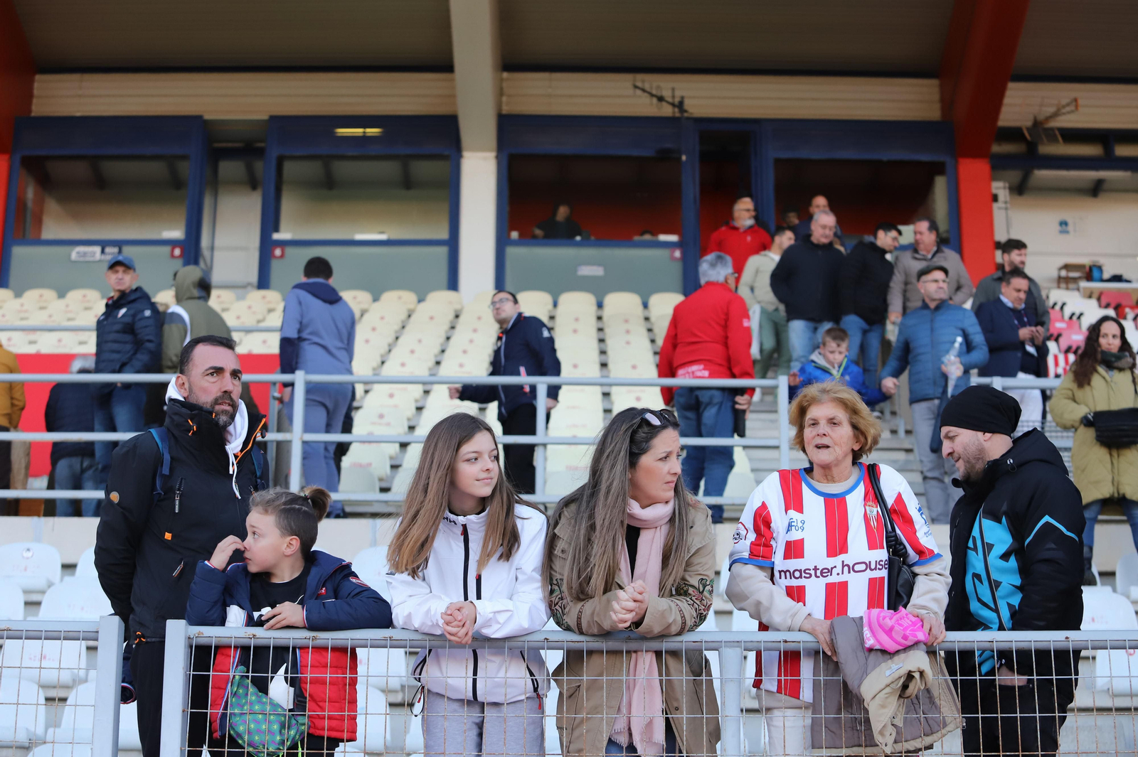 Búscate en el Algeciras CF-Recreativo Granada de Primera Federación