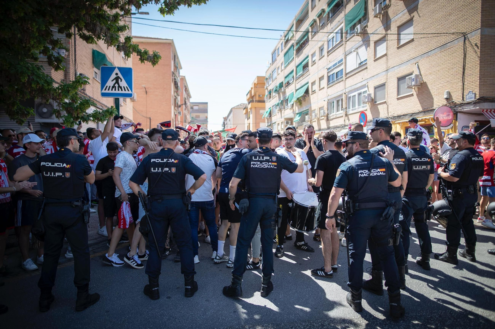 Encuéntrate en el recibimiento al Granada CF en Los Cármenes