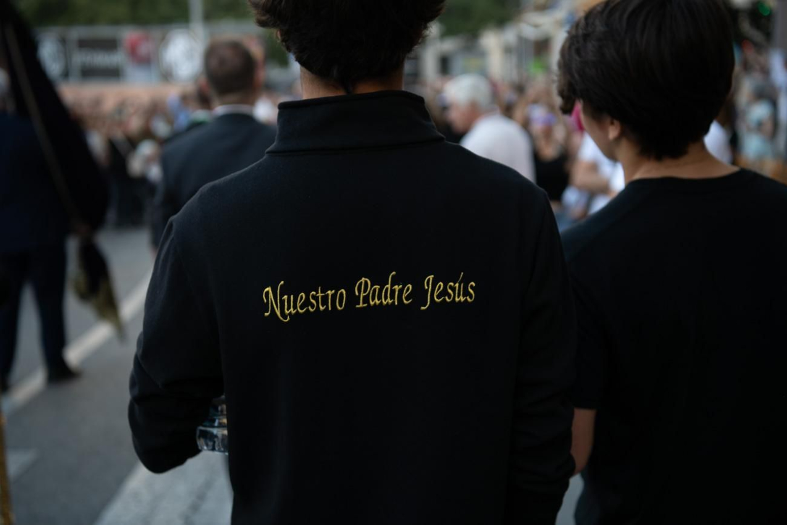 El pueblo de Jaén abraza con solemnidad a El Abuelo en la Magna, en imágenes