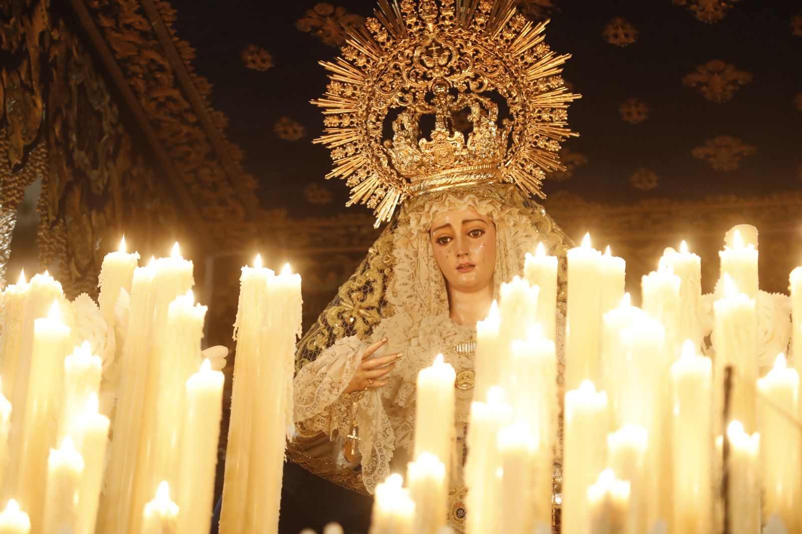 Fotos de Las Aguas el Lunes Santo en la Semana Santa de Sevilla