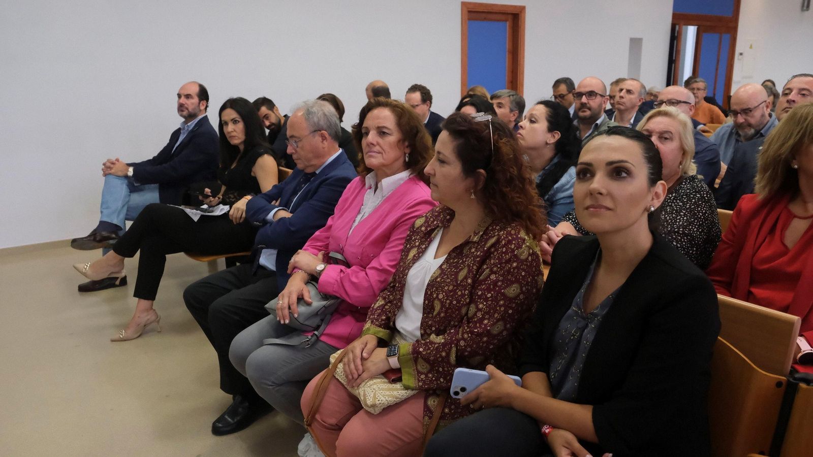 Asistentes al debate electoral sobre Economía y empresa de El Día.