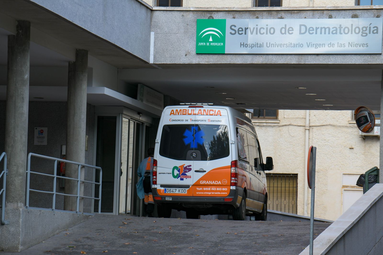 Los hospitales de Granada siguen llenándose: 18 hospitalizados más