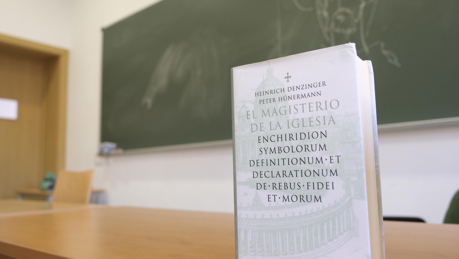 El Seminario Diocesano de Almería abre sus puertas, en imágenes