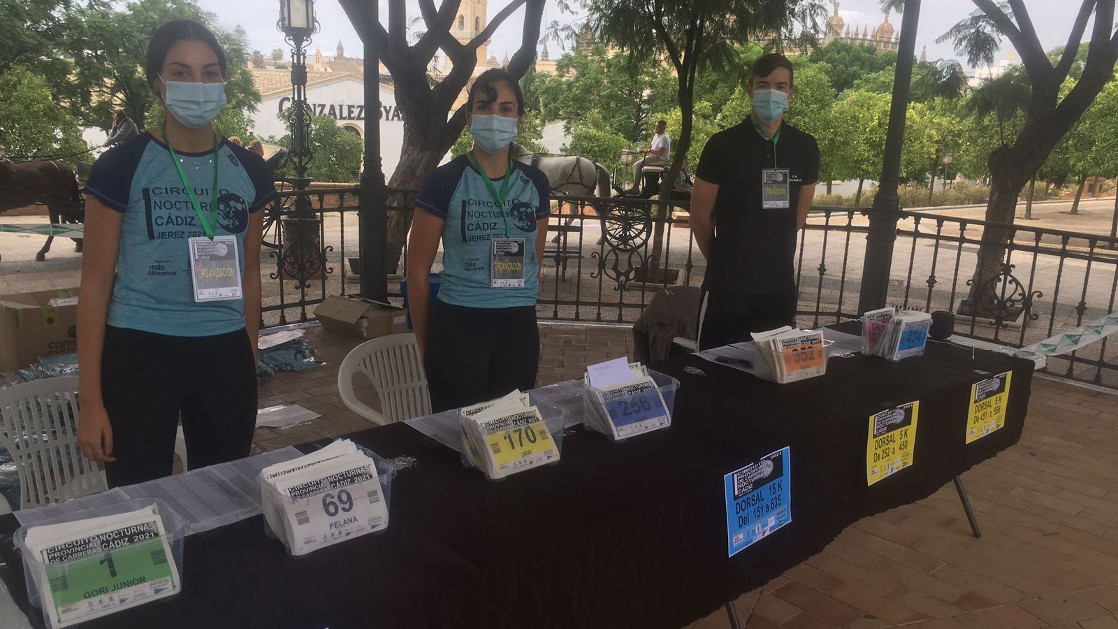 Recogida de dorsales.