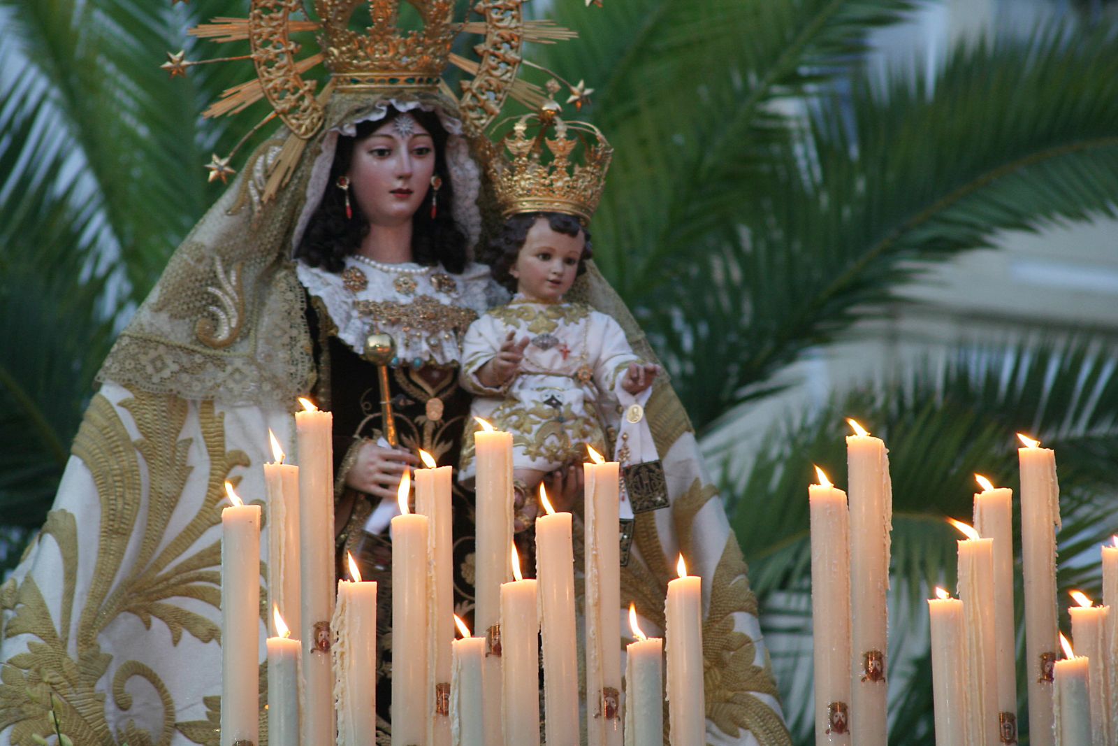 La Virgen del Carmen de Puerta Nueva, durante una salida procesional.