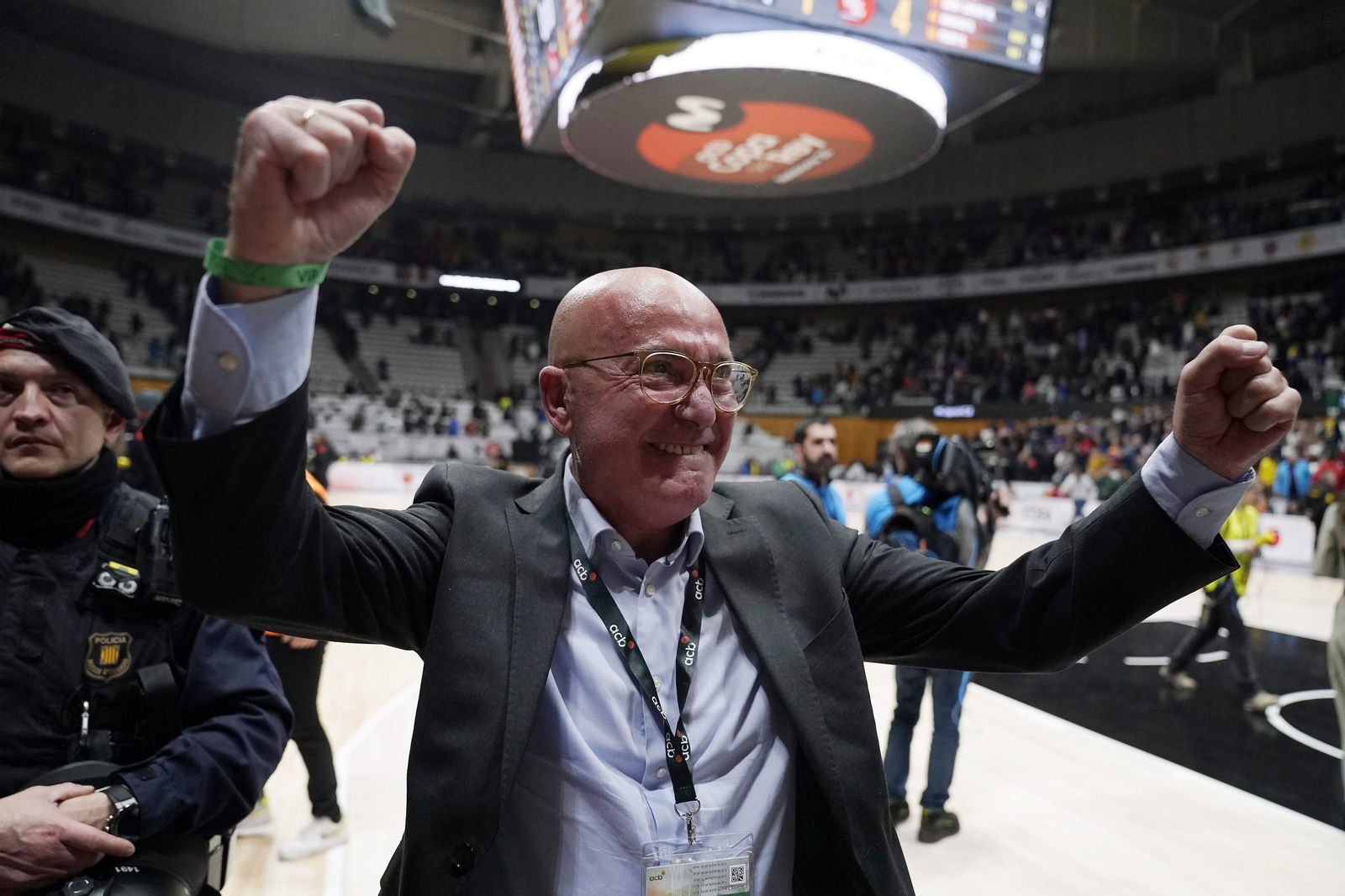 López Nieto, eufórico tras el triunfo de anoche