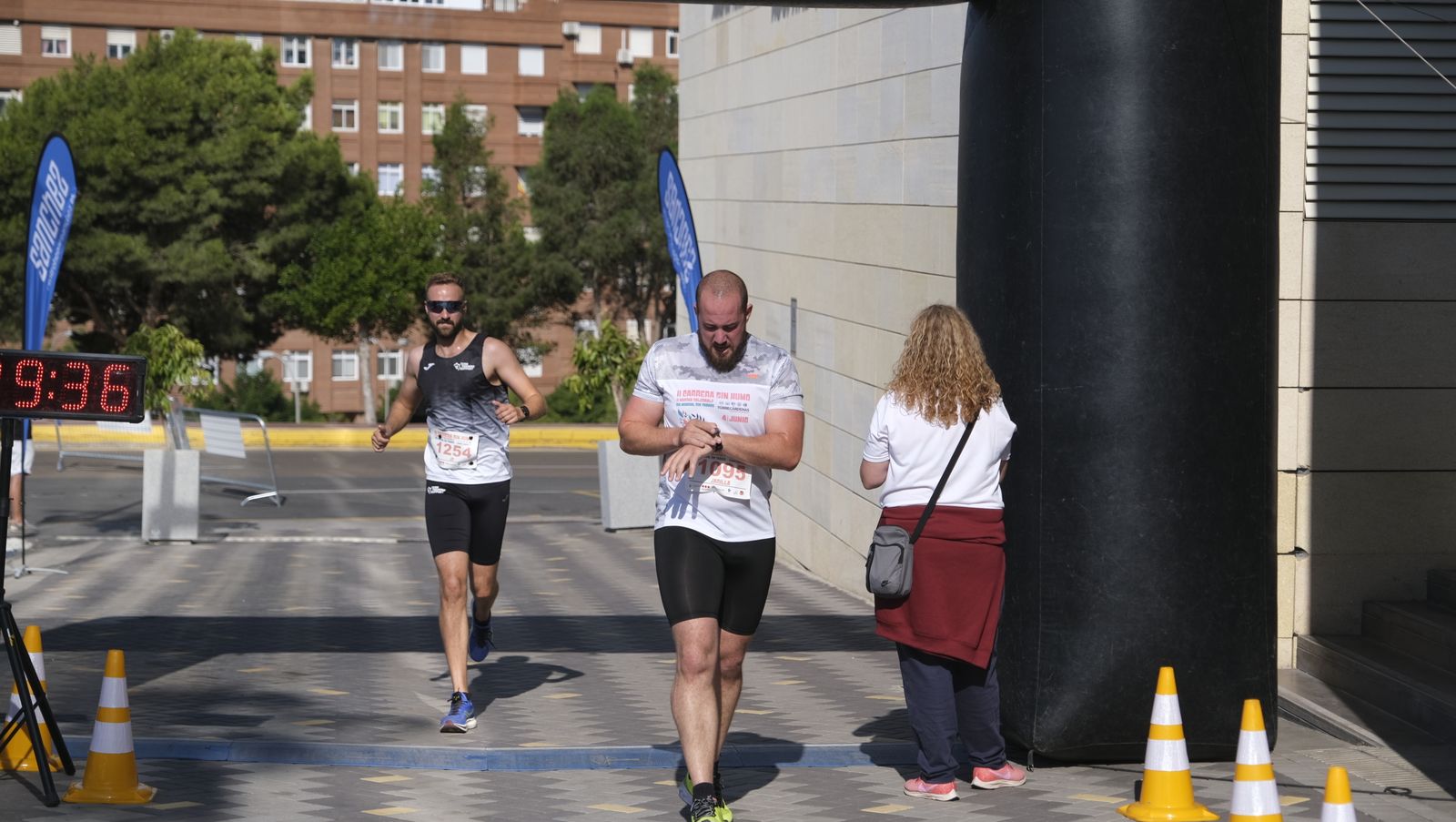Imágenes de la II Carrera Sin Humo, en Almería