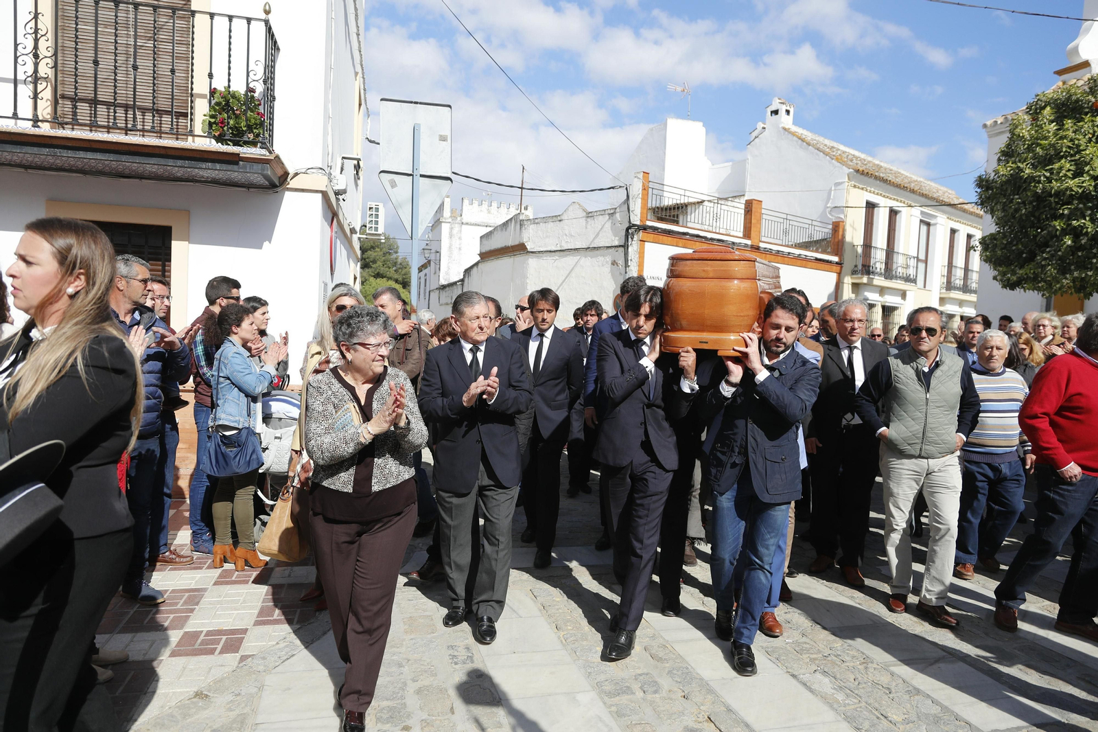 Las imágenes del funeral de Ángel Peralta