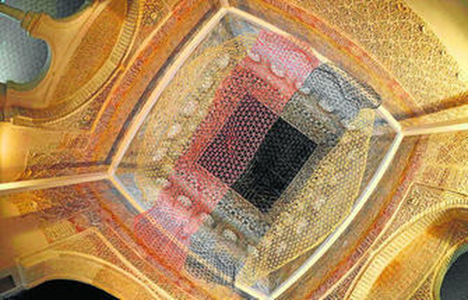 La instalación de la granadina Carmen Vila permanecerá hasta finales de mes en el Alcázar Genil.