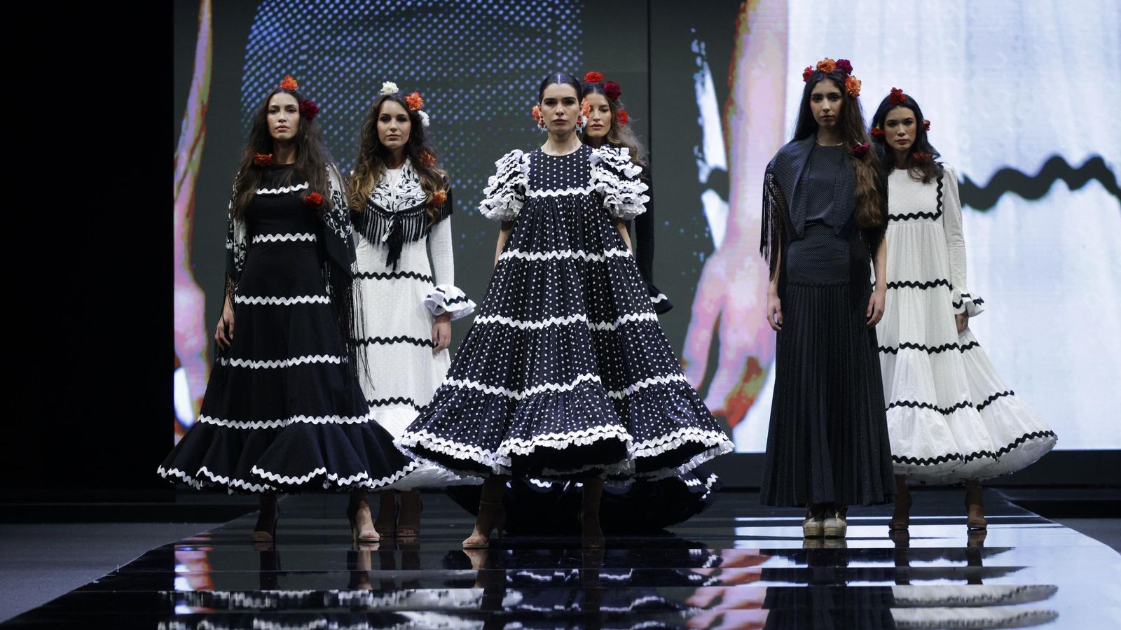 El desfile de Gil Ortiz en SIMOF 2025.