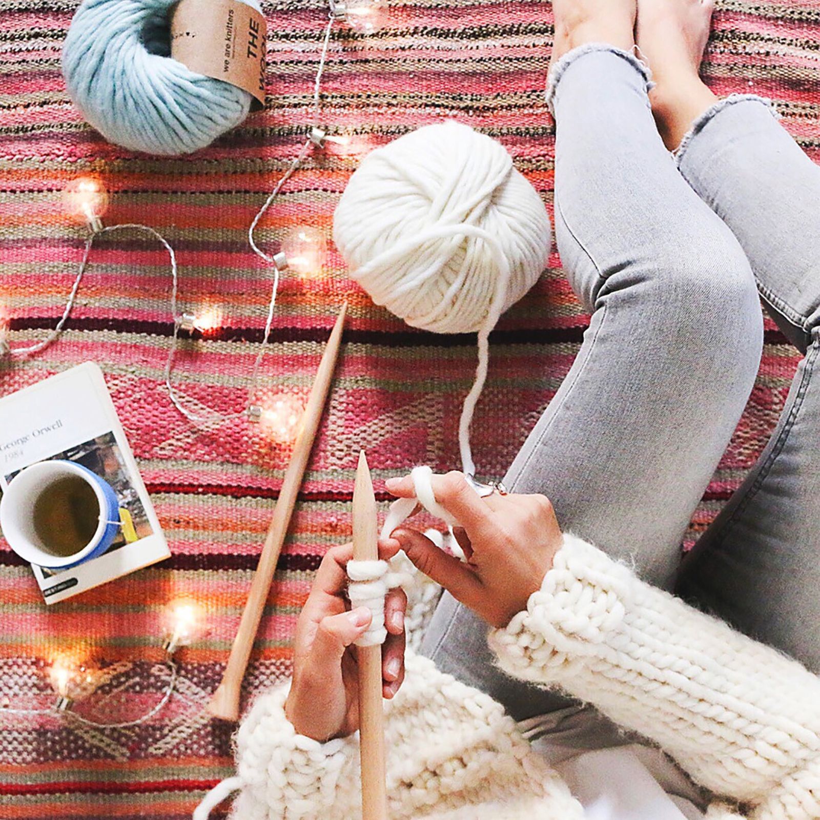 Tejer reduce la ansiedad y el estrés.