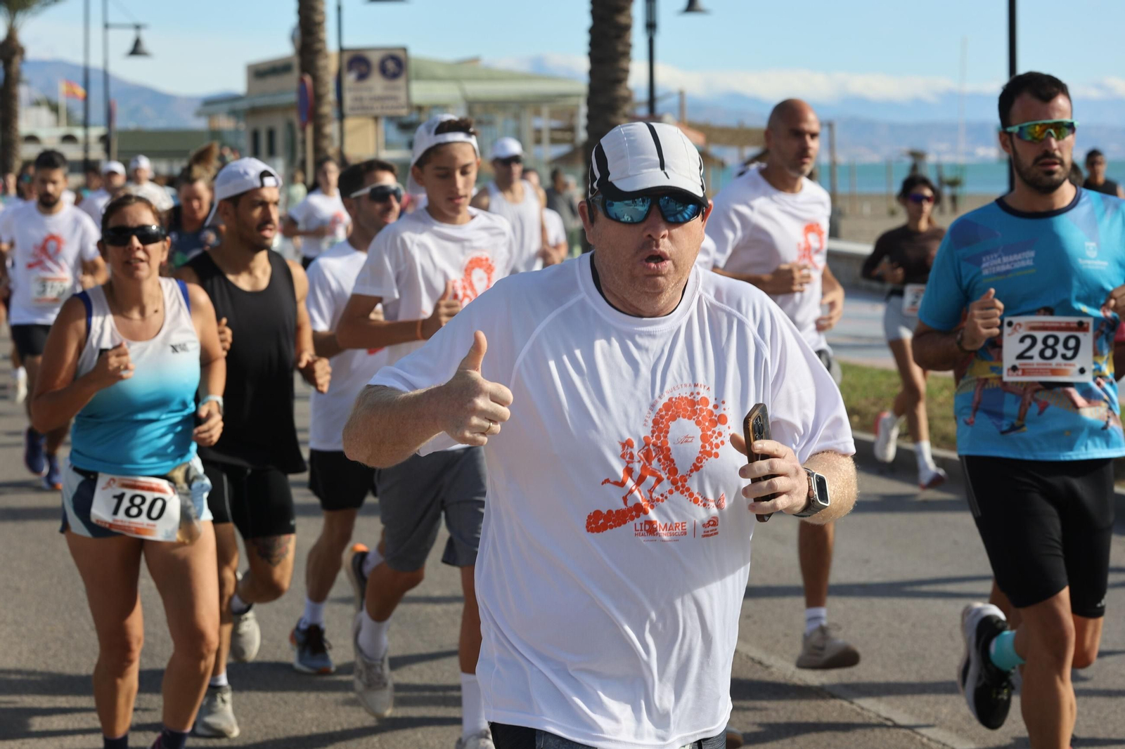 Las fotos de la Carrera Solidaria No Más Suicidios en Torremolinos
