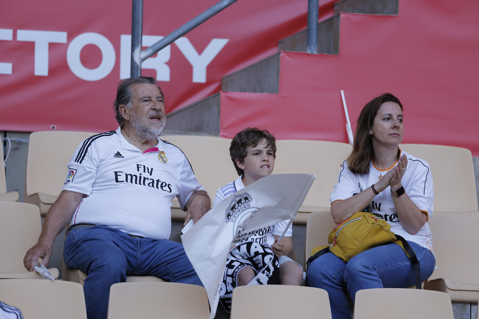 Búscate en las fotos de la final de la Copa del Rey entre el Madrid y el Osasuna
