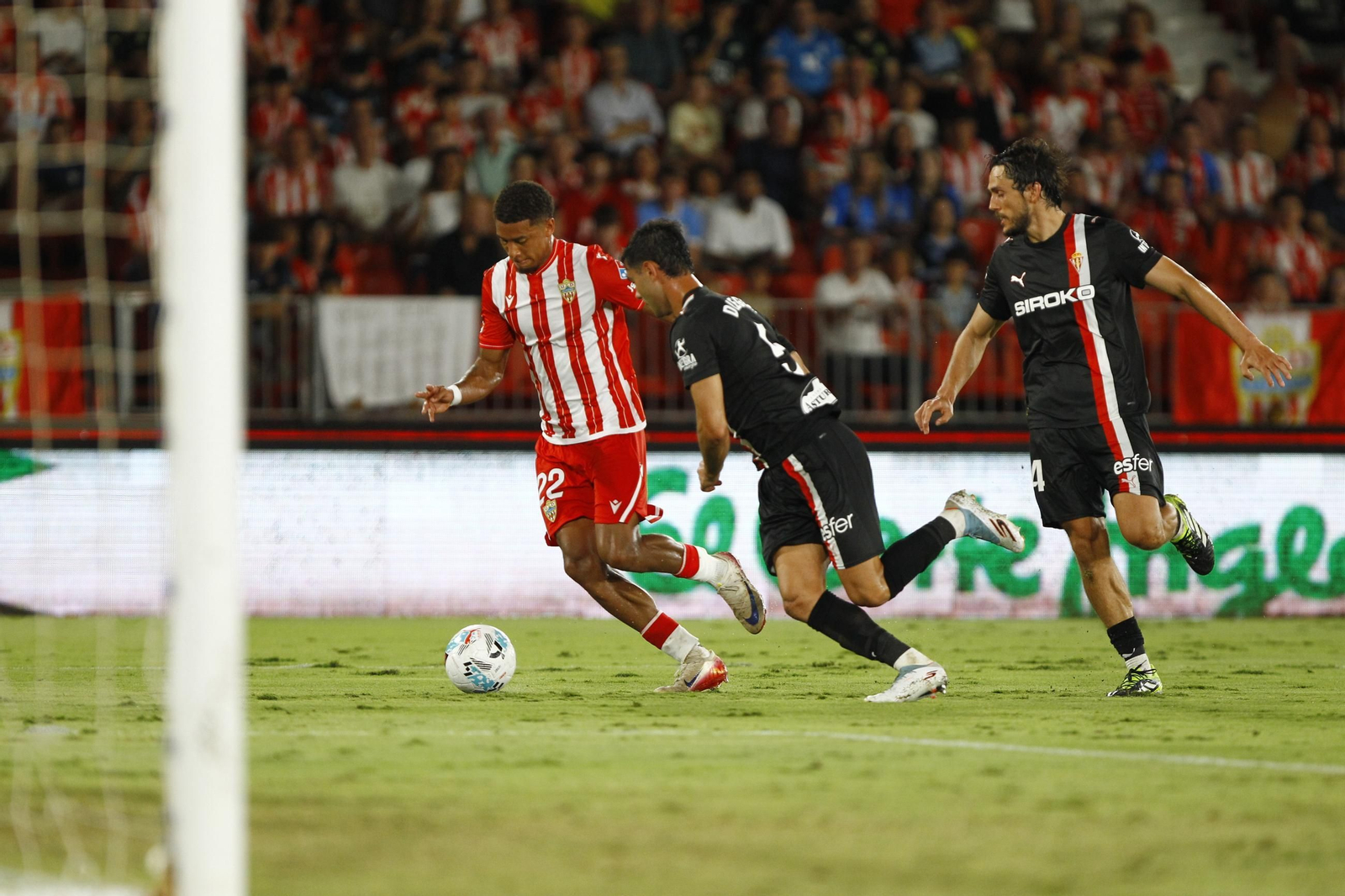 Las fotos del partido U.D. Almería-Sporting de Gijón