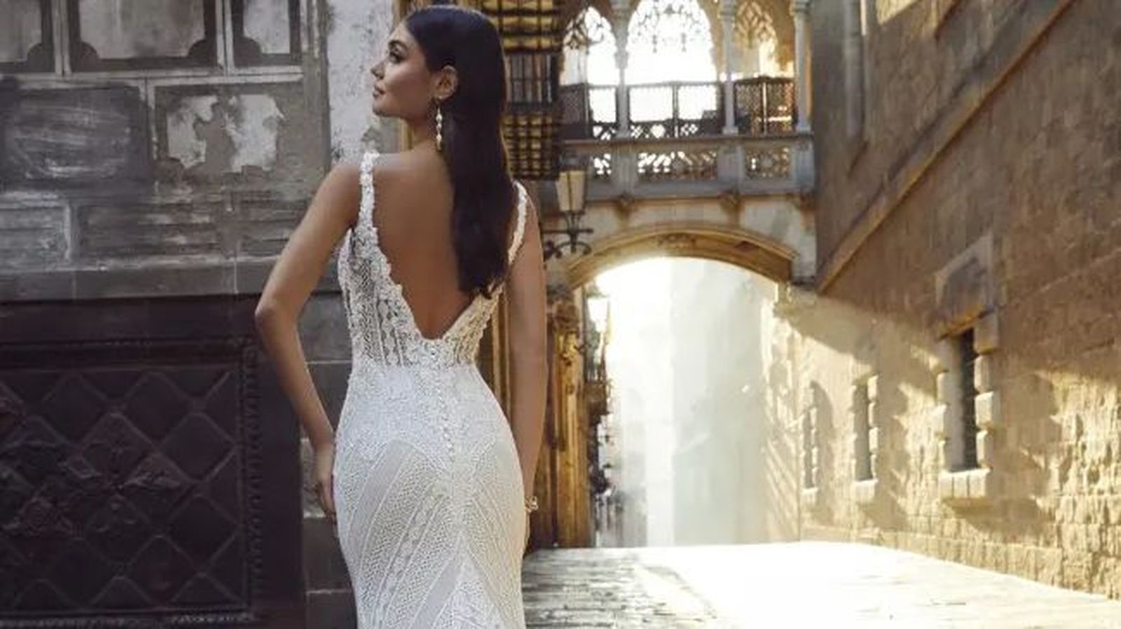 Carmen Latorre,  diseños que destacan por su exclusividad en cada puntada