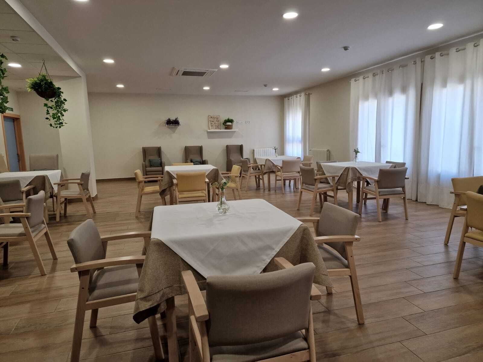 Jornada de puertas abiertas con motivo de la inauguración de la residencia de Las Tres Villas