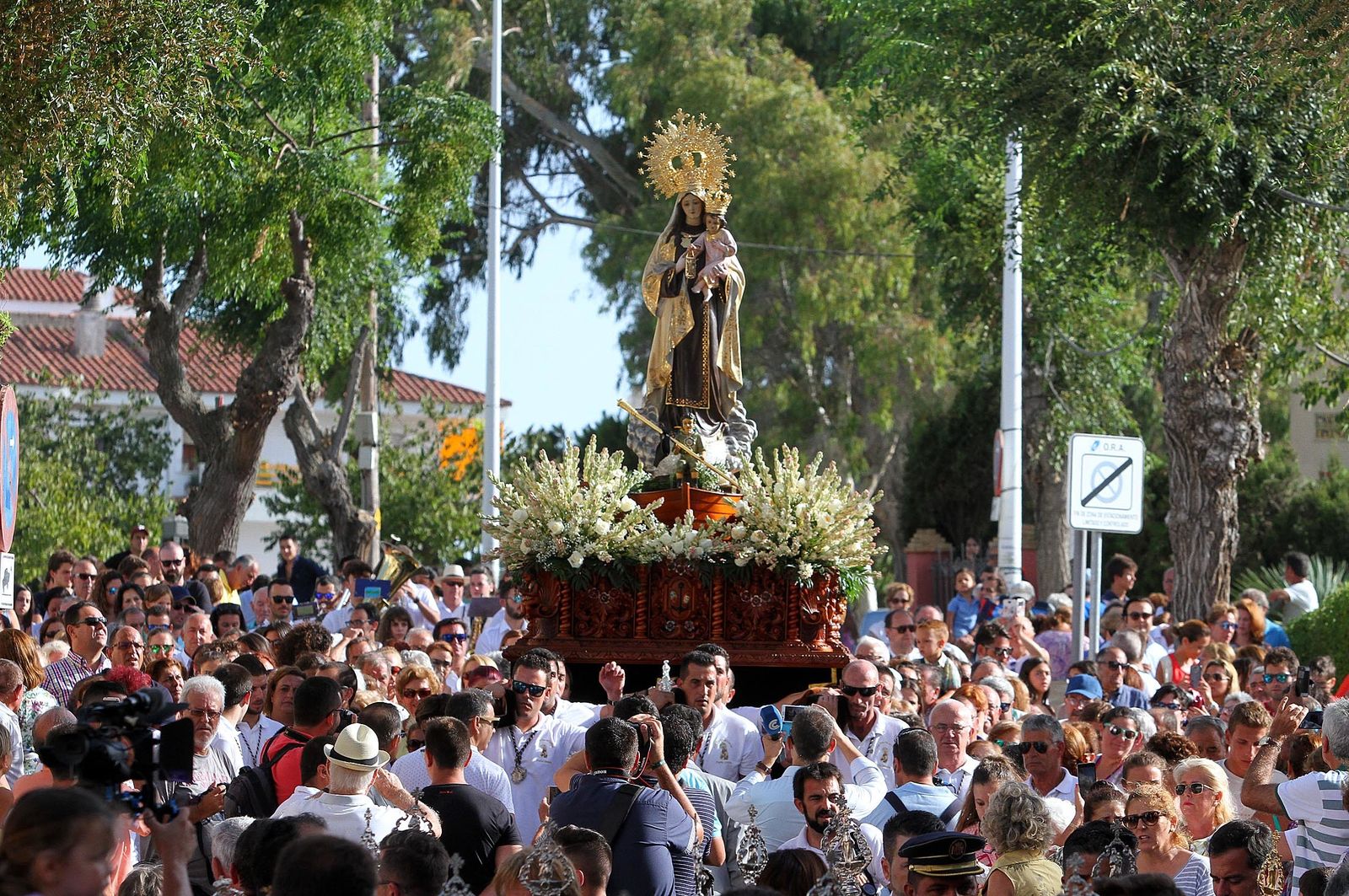 Imágenes de la procesión de la Virgen del Carmen en Punta Umbría