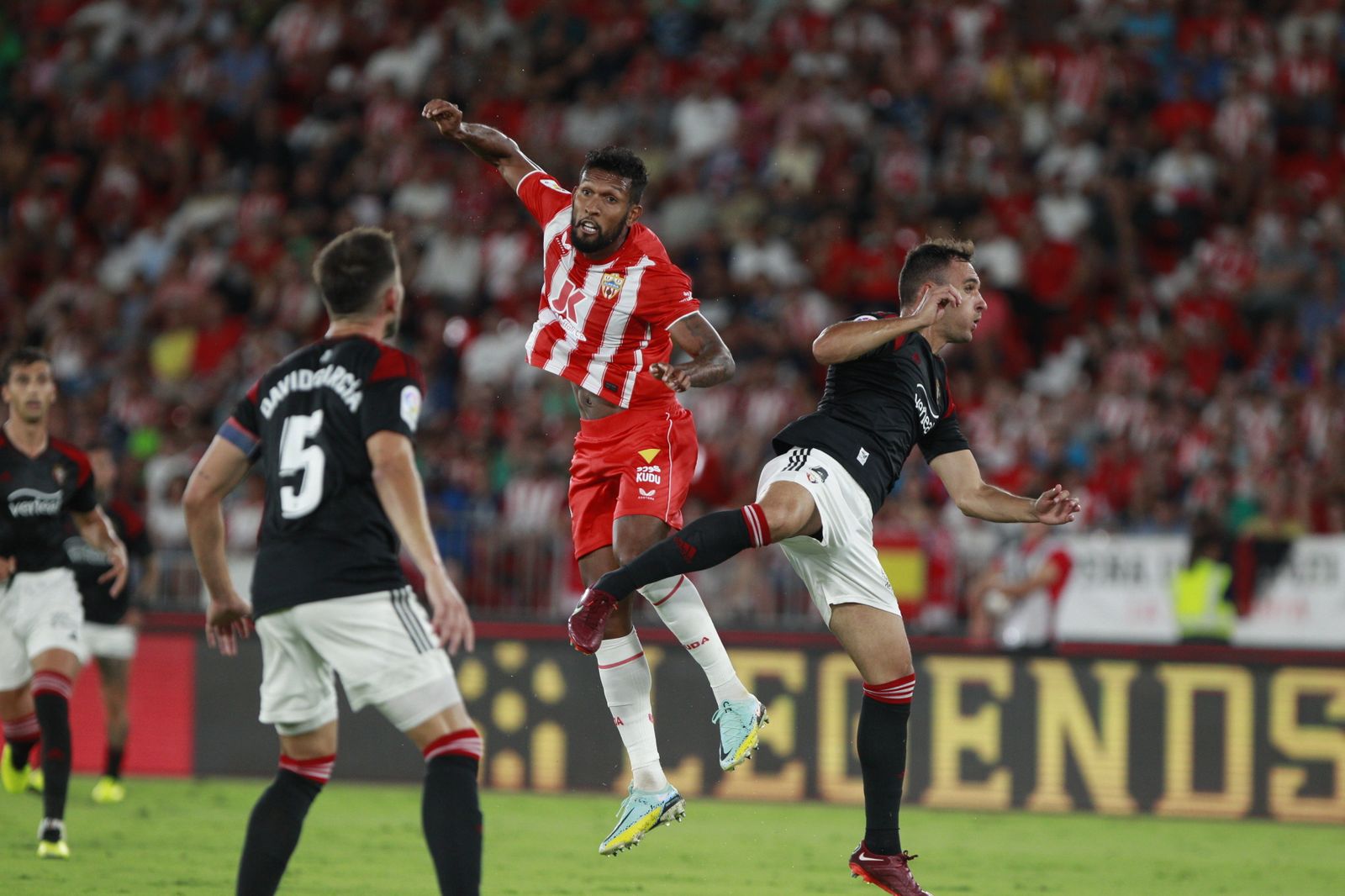 Imágenes del partido U.D. Almería-C.A. Osasuna
