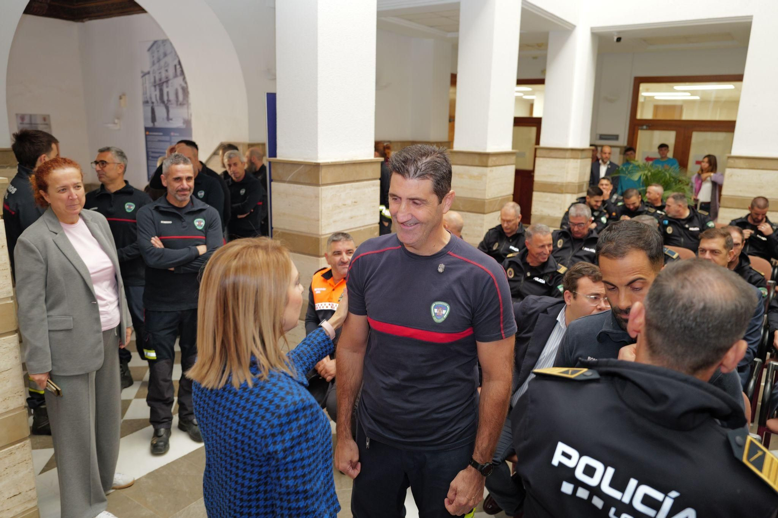 Así ha sido el acto de reconocimiento de Motril a los desplazados para ayudar tras la DANA de Valencia