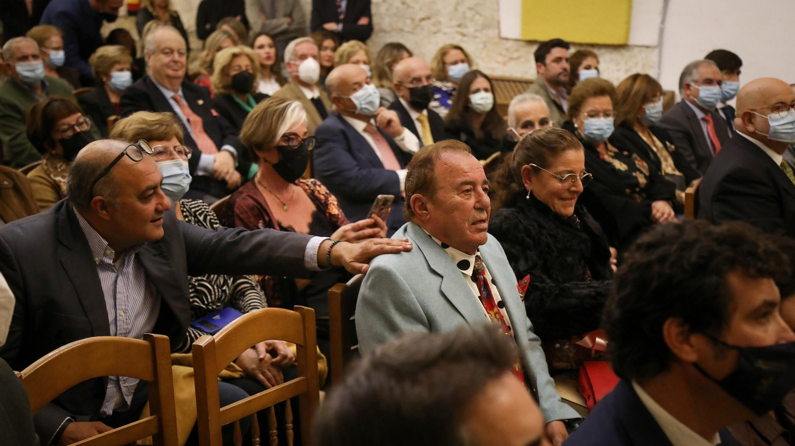 Emotivo y merecido homenaje a cuatro ilustres hosteleros