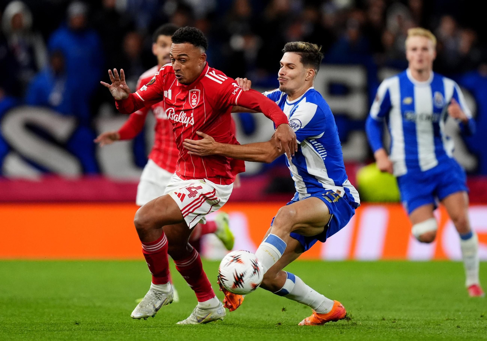 Nottingham Forest-Oporto (3).jpg