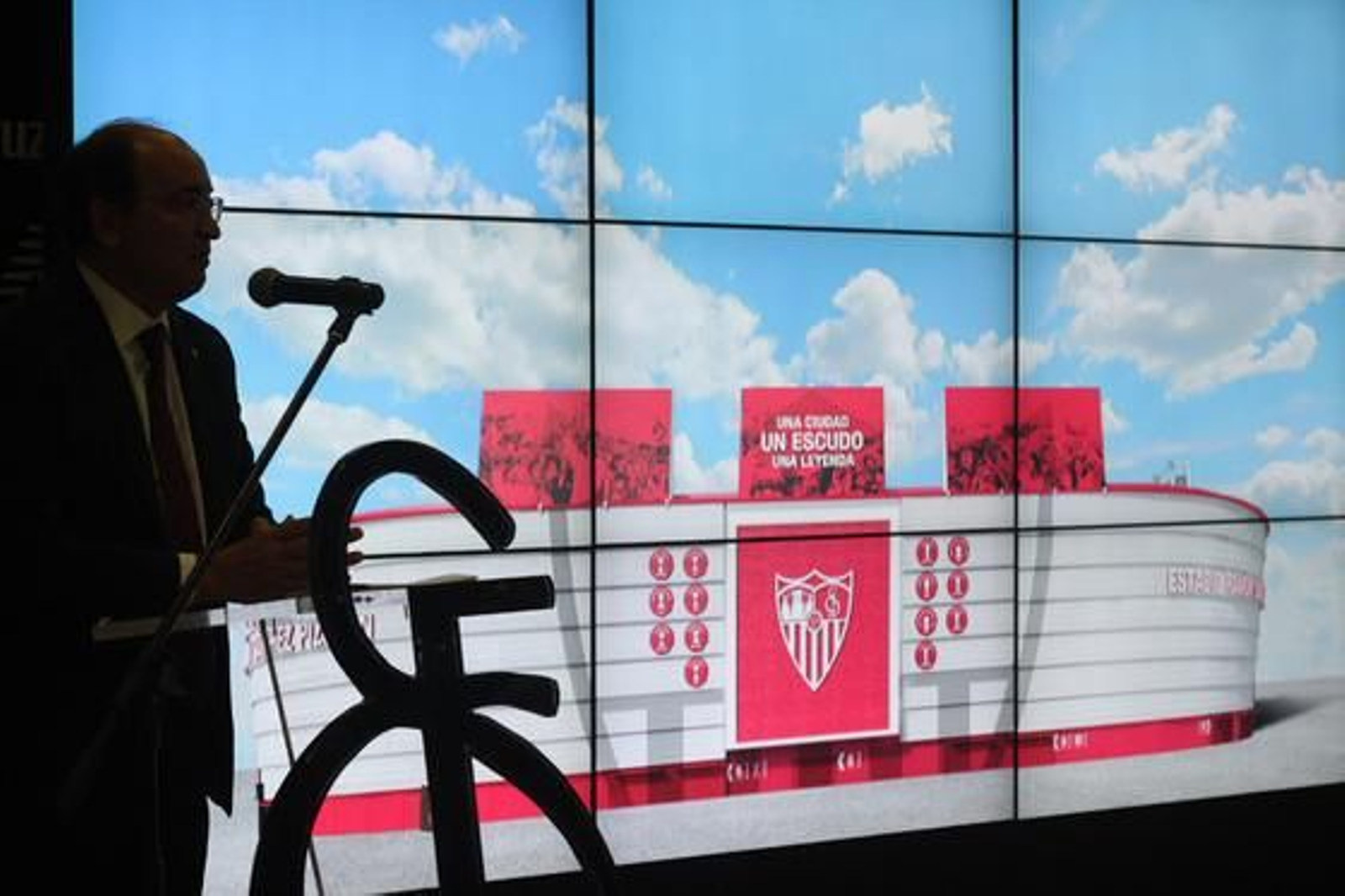 José Castro presenta la remodelación del Sánchez-Pizjuán

Foto: Belén Vargas