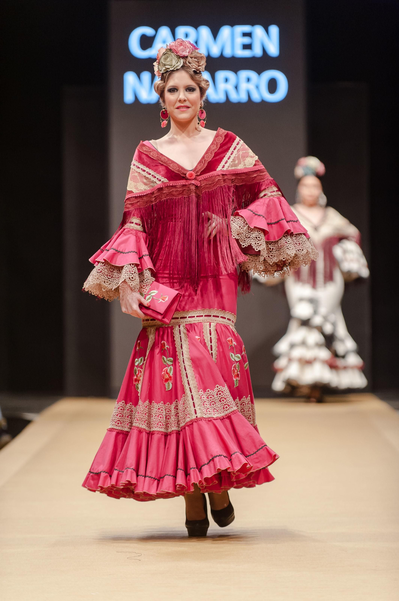 El desfile de Carmen Navarro, en imágenes