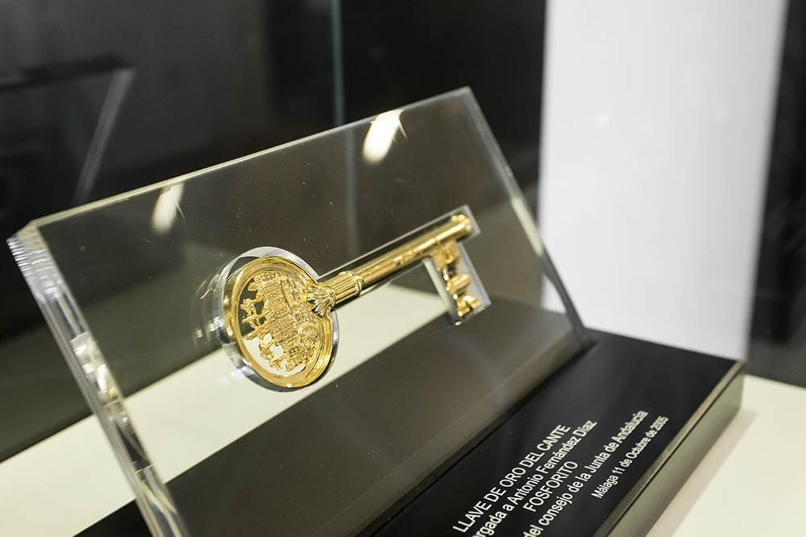 Llave de oro del cante entregada a Fosforito.