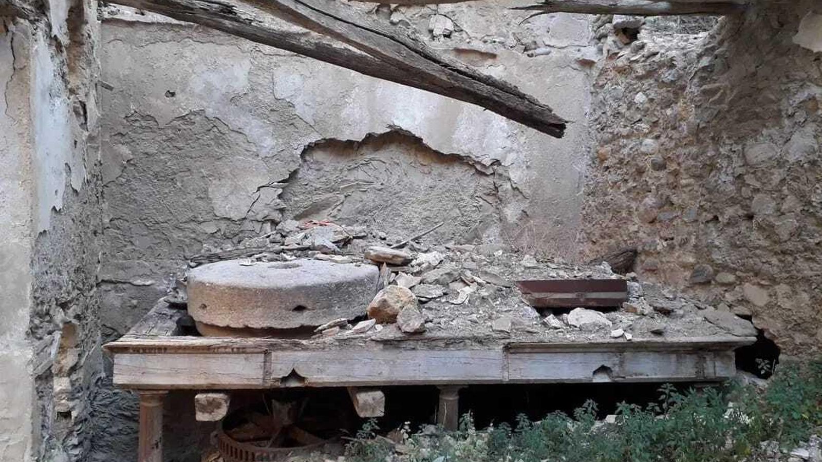 El Molino de la Cerrá, en ruinas